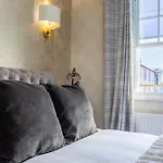 Georgian House 4*