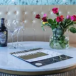 Georgian House Hotel 4*