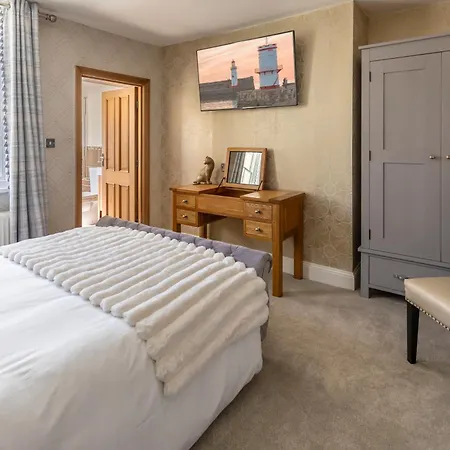 Georgian House Hotel 4*