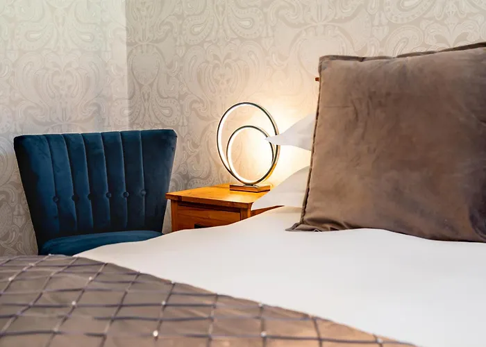 Georgian House Hotel