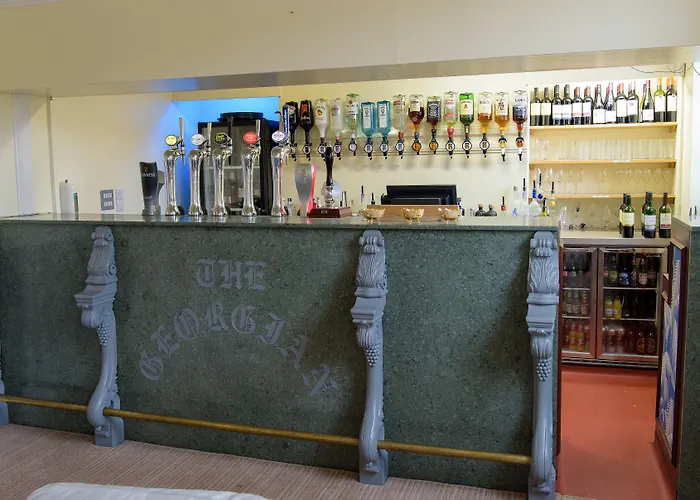 Georgian House Hotel 4*