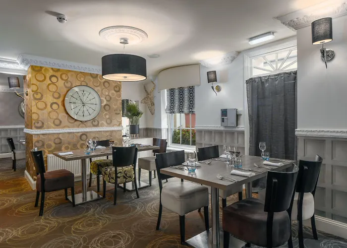 Georgian House Hotel 4*