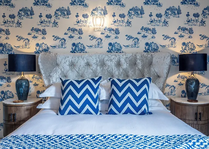 Georgian House Hotel